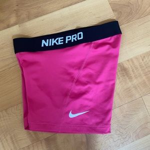 Nike pros (Women XS)